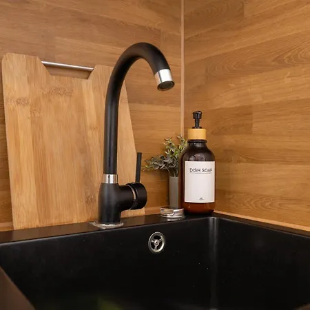 2br Modern Maybachufer Tischkicker *