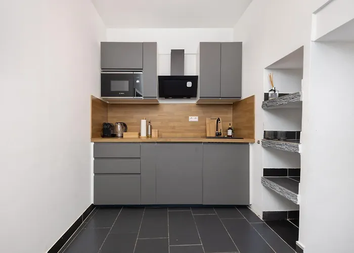 Lejlighed 2br Modern Maybachufer Tischkicker *