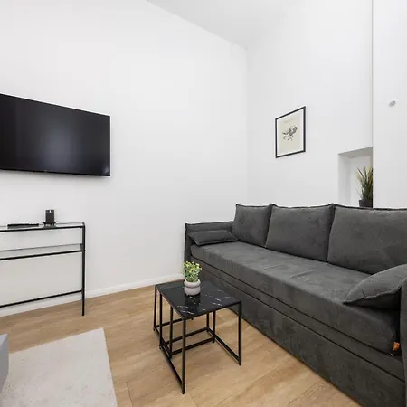 2br Modern Maybachufer Tischkicker Appartement *