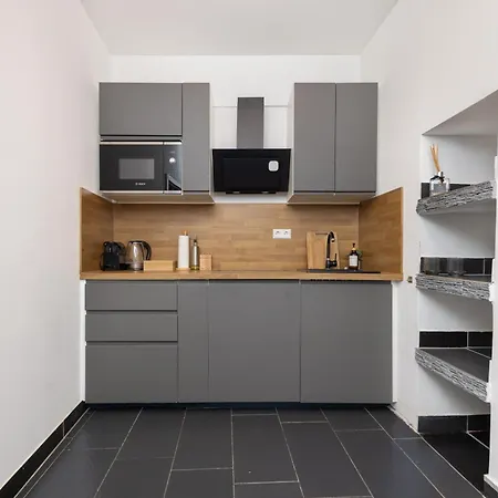 Appartement 2br Modern Maybachufer Tischkicker *