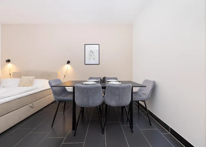 2br Modern Maybachufer Tischkicker