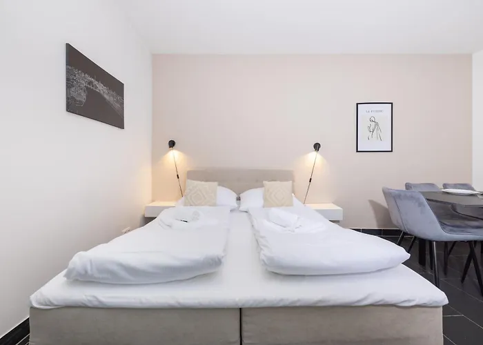 2br Modern Maybachufer Tischkicker *